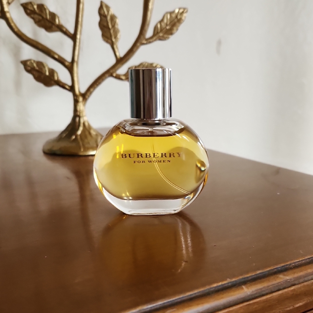 Burberry For Women Perfume